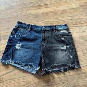 Cabi Jeans Women 8 Two Tone Colorblock Distressed Denim Shorts Blue Black Frayed